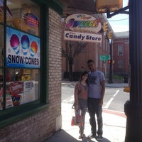 4/21/2014 tarihinde Linda Kemerer C.ziyaretçi tarafından Sweeet!  THE Candy Store in Gettysburg, PA'de çekilen fotoğraf