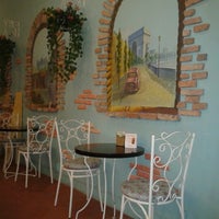 10/4/2012 tarihinde Anh Thư P.ziyaretçi tarafından Luth Cafe'de çekilen fotoğraf