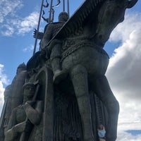Photo taken at Монумент в память о Ледовом побоище by Yuri L. on 9/5/2021