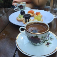 Das Foto wurde bei Kahvealtı Kafe von Nu®şen . am 8/22/2016 aufgenommen
