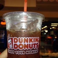 Photo taken at Dunkin&amp;#39; Donuts by ice🐻 on 3/18/2015