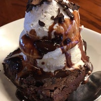 Photo taken at Outback Steakhouse by §uz E. on 6/12/2018