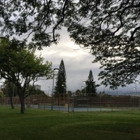 Photo taken at Kapiolani Park Tennis Courts by §uz E. on 6/28/2019