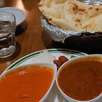 Foto diambil di HOLI Indian Restaurant oleh yukky pada 12/5/2019