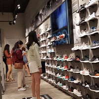 Adidas store suntec city hotsell