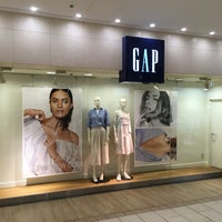 Gap Now Closed Clothing Store In 豊島区