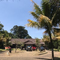 Photo taken at Taman Kupu-kupu Cihanjuang by Cluelinary on 8/26/2017