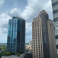 รูปภาพถ่ายที่ Charlotte Marriott City Center โดย Mark A. เมื่อ 6/26/2022