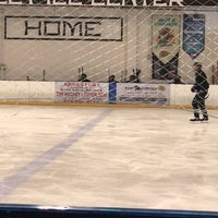 Photo taken at LA Kings Valley Ice Center by Cheryl T. on 1/1/2019