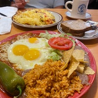 Photo taken at Blueberry Hill Family Restaurant by Francis Roy B. on 5/27/2020