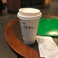 Photo taken at Starbucks by Irino h. on 6/18/2018