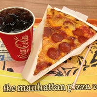 Photo taken at The Manhattan Pizza Company by Hokage .. on 3/1/2013