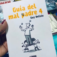 Photo taken at Librería El Sótano by ANDY ✨ on 1/4/2020