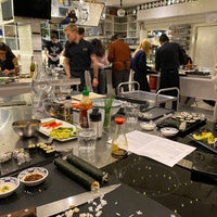 Photo taken at The Avenue Cookery School by Vortex on 2/9/2020