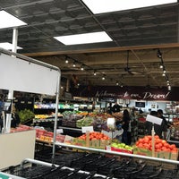 Photo taken at Hyde Park Produce by David F. on 7/9/2018