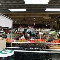 Photo taken at Hyde Park Produce by David F. on 7/2/2018