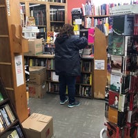 Photo taken at Powell&amp;#39;s Bookstore by David F. on 3/21/2019