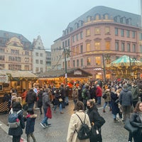 Photo taken at Mainzer Weihnachtsmarkt by Philip H. on 12/18/2021