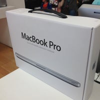 Photo taken at iStore by Jorge B. on 1/19/2013