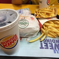 Photo taken at BURGER KING by Carven L. on 3/18/2015