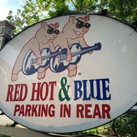 Photo taken at Red Hot &amp;amp; Blue  -  Barbecue, Burgers &amp;amp; Blues by RobH on 7/3/2023