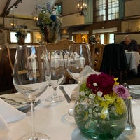 Foto diambil di La Ferme Restaurant oleh RobH pada 1/25/2022