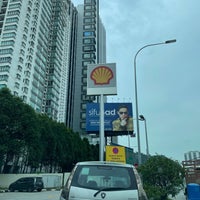 Photo taken at Shell by 朱丽亚 Hashim  on 11/26/2021
