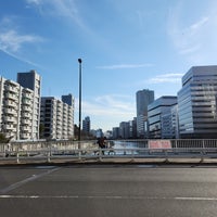 Photo taken at 御楯橋 by 🐑 on 1/30/2024