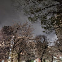 Photo taken at Nishi-Ikebukuro Park by 🐑 on 4/6/2024