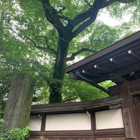 Photo taken at 蓮光院 by 🐑 on 8/17/2021