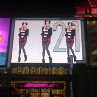 Forever 21 - Clothing Store in Theater District
