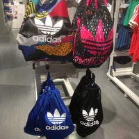 Adidas Originals Shop 1 Tip