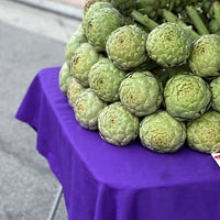 Photo taken at Hollywood Farmer&amp;#39;s Market by Ken S. on 4/16/2023