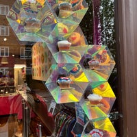Photo taken at The Hummingbird Bakery by Ken S. on 6/5/2022