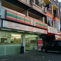 Photo taken at 7-Eleven by Rendy A. on 11/19/2013