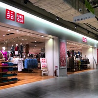 ユニクロ Clothing Store In みなとみらい21