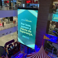 รูปภาพถ่ายที่ Goiânia Shopping โดย Ubirajara O. เมื่อ 6/23/2022