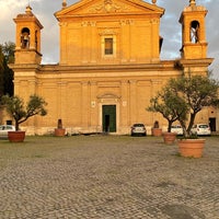 Photo taken at Basilica di Sant&amp;#39;Anastasia by Yauhen S. on 5/9/2022