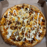 2/4/2024 tarihinde E Bziyaretçi tarafından Jersey Pizza Co'de çekilen fotoğraf