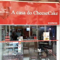 Photo taken at A Casa do Cheesecake by Pedro M. on 6/8/2013