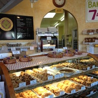 11/29/2012にLauren S.がQuebrada Baking Co.で撮った写真