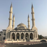 Photo taken at Al Farooq Omar Bin Al Khattab Mosque مسجد الفاروق عمر بن الخطاب by Rox P. on 8/2/2018