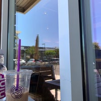 Photo taken at The Coffee Bean &amp;amp; Tea Leaf by Justin L. on 4/21/2019