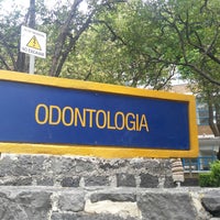 Das Foto wurde bei UNAM Facultad de Odontología von Patylu am 6/26/2017 aufgenommen