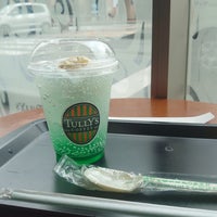 Photo taken at Tully&amp;#39;s Coffee by あくつ あ. on 9/1/2019