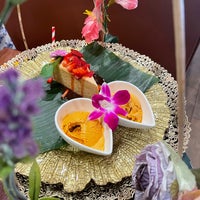 Photo taken at Torsap Thai Kitchen by Eldridge V. on 6/15/2021