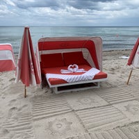 Photo taken at Beach at the Diplomat Beach Resort Hollywood, Curio Collection by Hilton by Eric P. on 5/14/2019