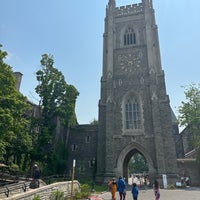 Foto tirada no(a) Universidade de Toronto por Zac M. em 6/7/2023