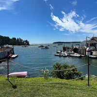 Photo taken at McLoons Lobster Shack by Zac M. on 8/19/2023