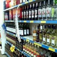 Foto tirada no(a) Comercial Carvalho - Centro - Caxias/MA por Junhyor S. em 1/2/2013